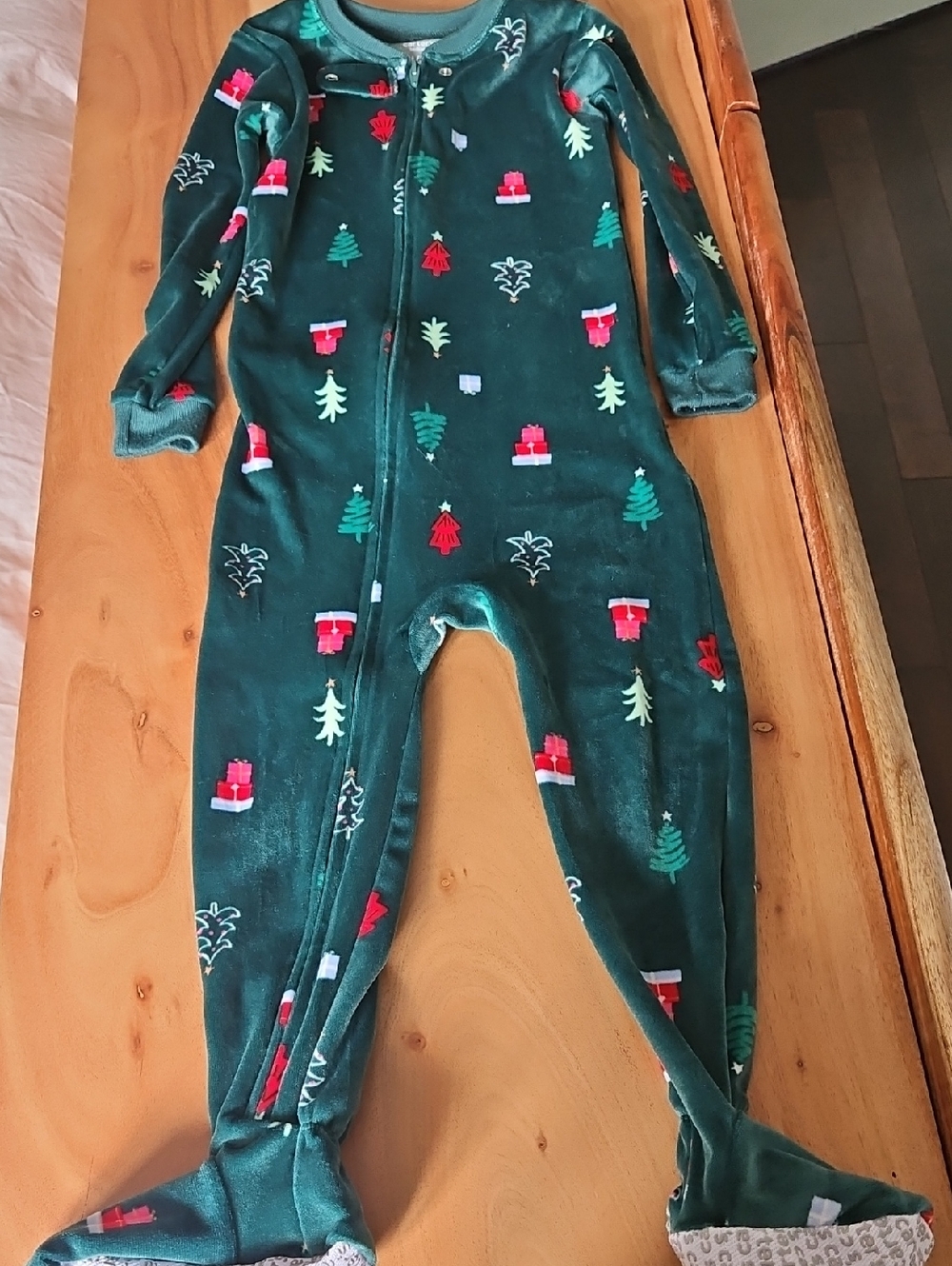 Kids Green Holiday One-Piece Footed Pajamas 3T